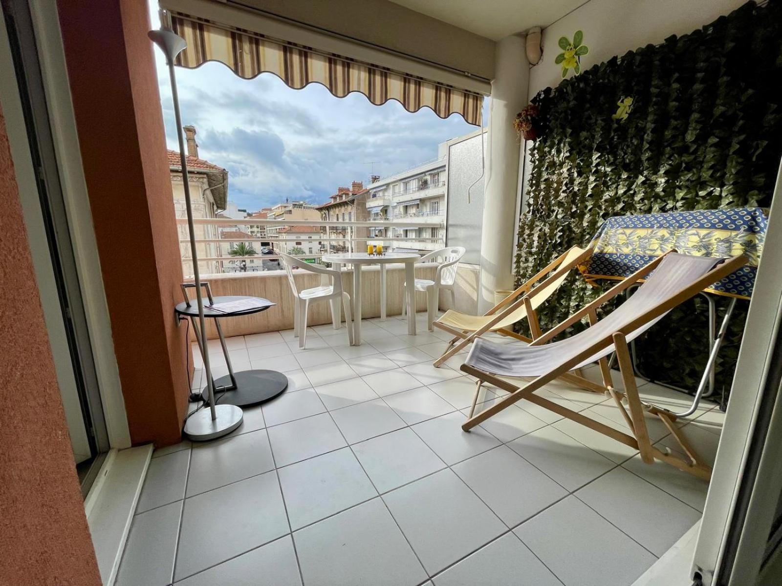 Charme - Terrasse Et Garage Prive Appartement *